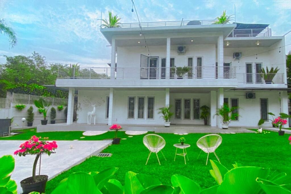 Garden Villa By Villapedia Bogor Exteriér fotografie